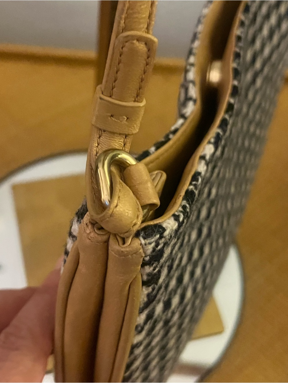 Vintage 2001 Coach Boucle Girlie houndstooth E1K-8161 - Picture 4 of 17